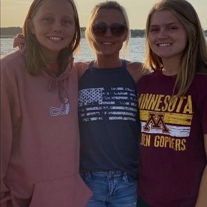 Meet your Posher, Deidra